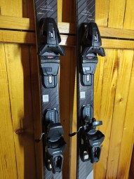 LYŽE ELAN PRIMETIME 22 BLACK TI 172CM --MODEL 2026--